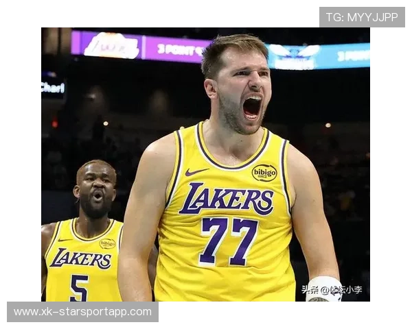 湖人0.4秒错判引热议，开拓者逆转终结雷霆8连胜，湖人战胜开拓者视频